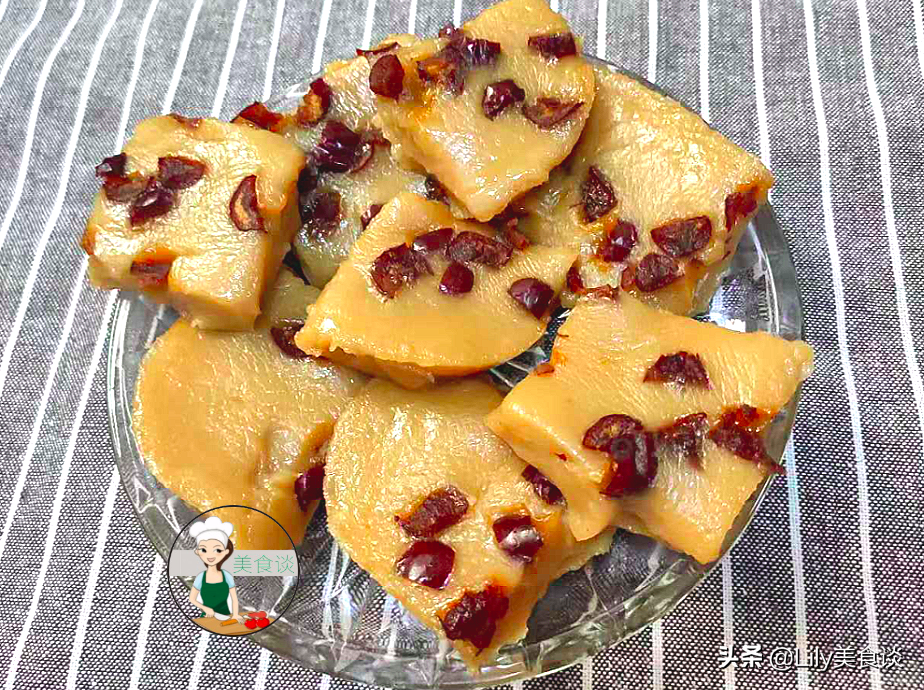 天热我常做这个吃，简单一拌一蒸，糯叽叽的真好吃，养人还不上火