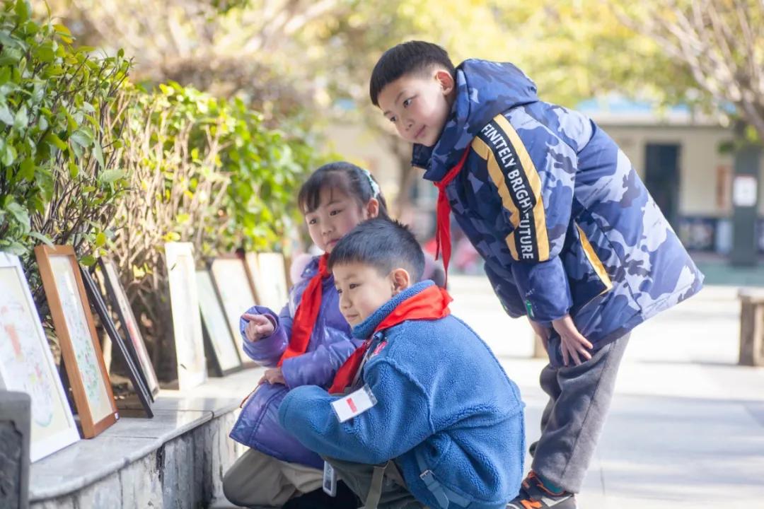 新年有“画”说——天府新区华阳实验小学学科融合诗配画作品展