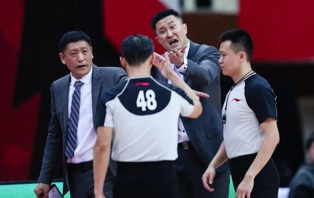 CBA a day of 3 messages! Liaoning is faced with challenge Gao Shiyan 25 years old birthday show is sweet