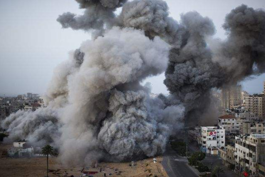 准备开战？美军在敏感空域下达“禁飞令”，无视警告将被导弹击落