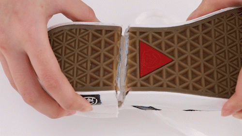 坚持30年只为国人造好鞋，89元帆布鞋，超高品质每年卖出1000万双