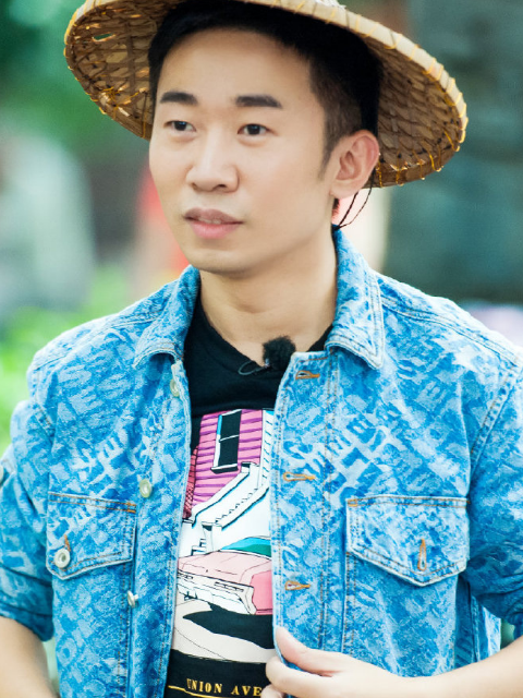 魏大勋叫谢娜师父，杨迪叫娜姐，而金瀚全网就