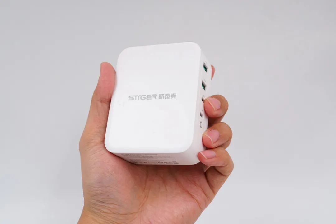 iPhone13发布，8大充电器工厂巨头齐聚深圳搞事情