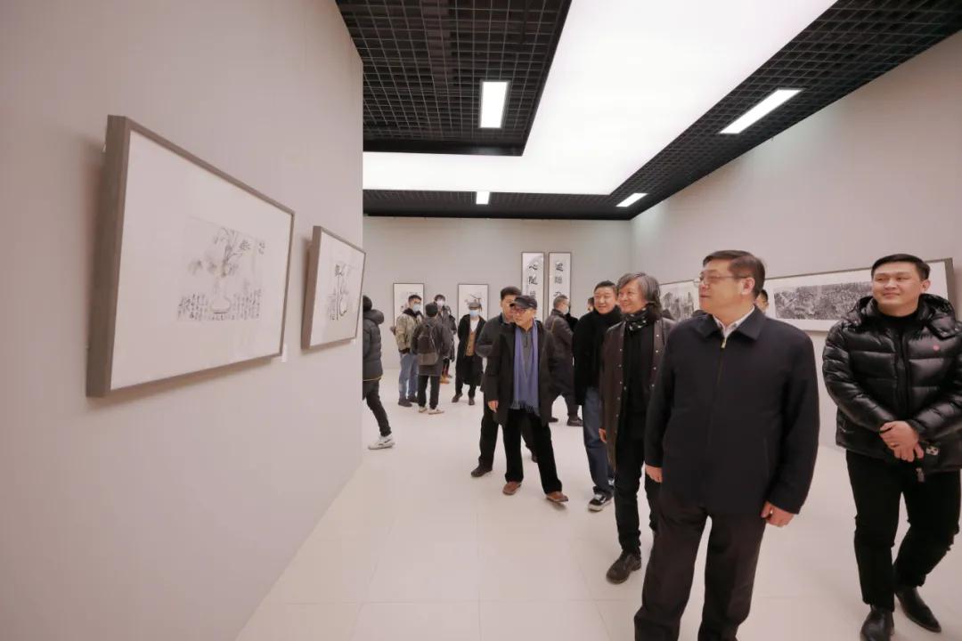 中国国家画院“大道不孤”系列展首展何加林“笔游墨戏”开幕