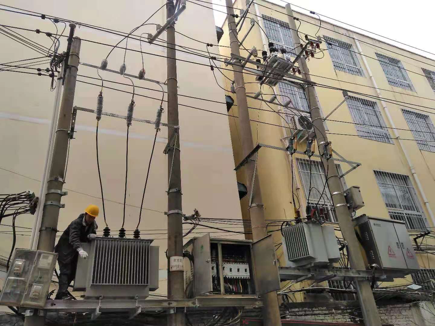 优化三农服务 为“三夏”生产保电护航