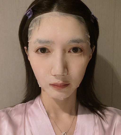 《二十不惑》《三十而已》官方串戏，双方女主隔空互动，真会玩儿