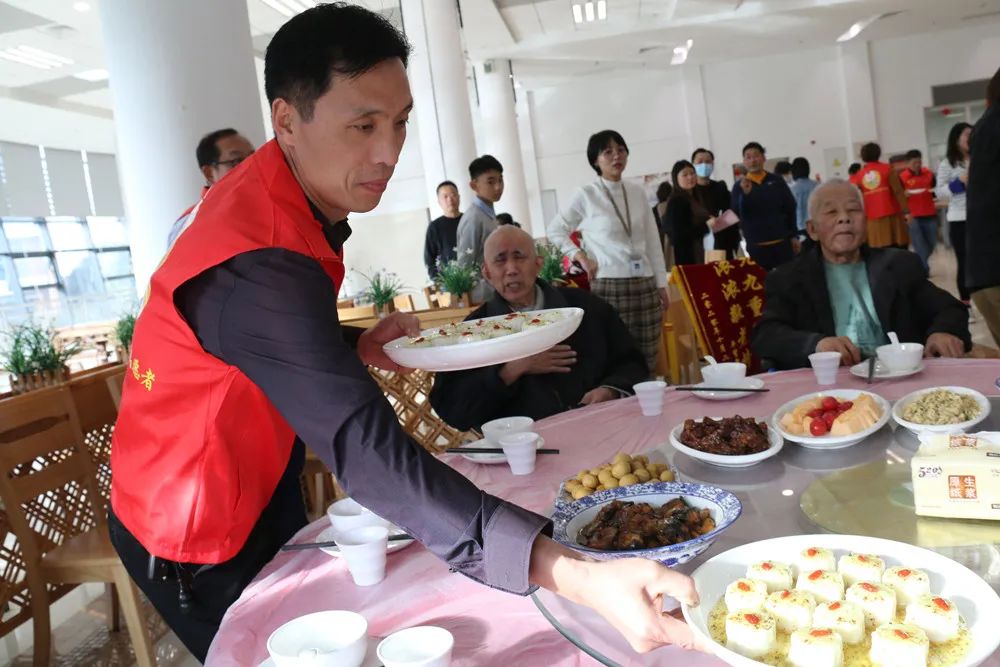 �����ڣ����Ͼ��ϣ�ƽ����������õ�