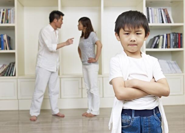 醫生忠告：晚上堅持�3多4不要�，或能遠離癌症，需了解