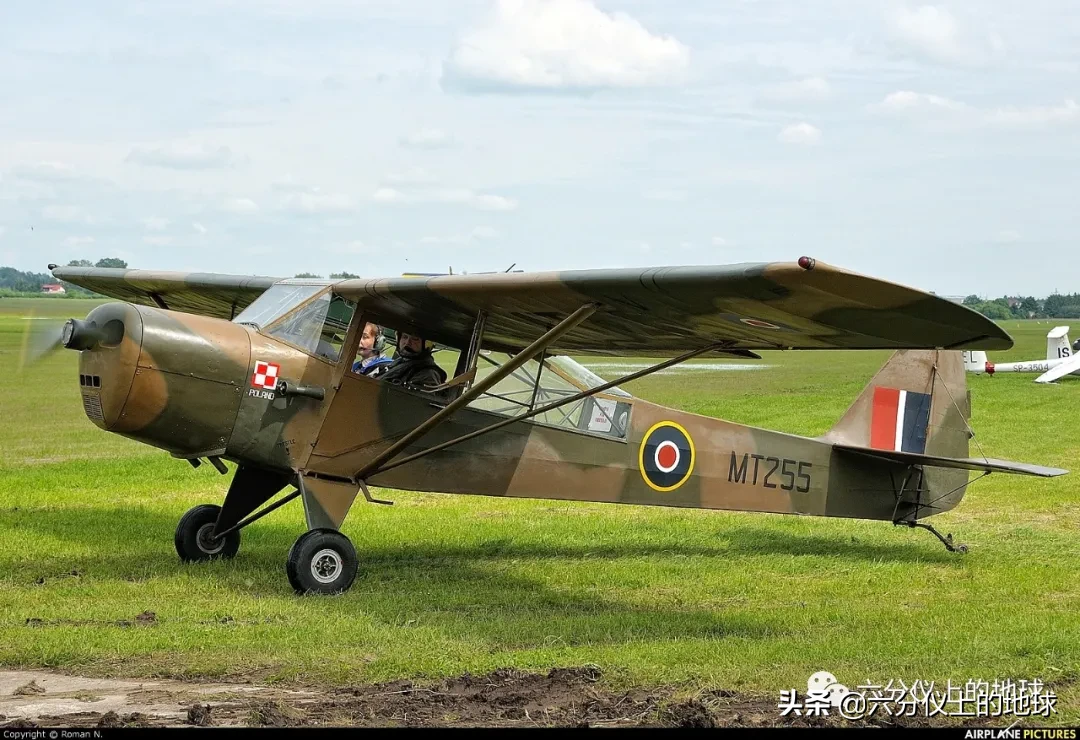 二战兵器全集-英国泰勒飞机航空公司奥斯特系列轻型飞机