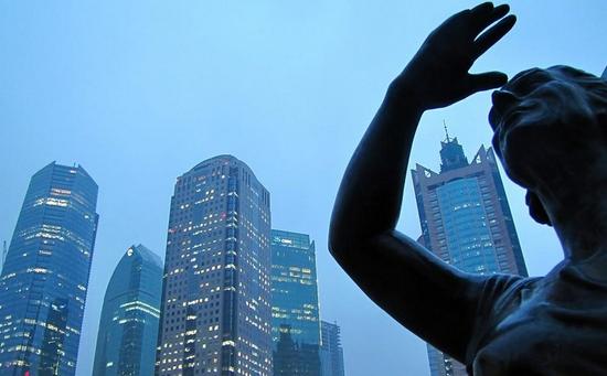 高房价会让人变穷还是变富有？专家这番言论，