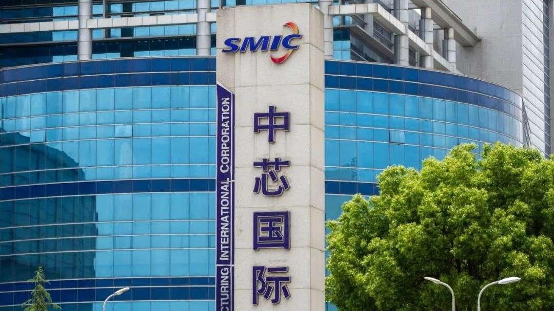 中芯国际再进一步，英特尔宣布重要决定，张忠谋也没料到这么快
