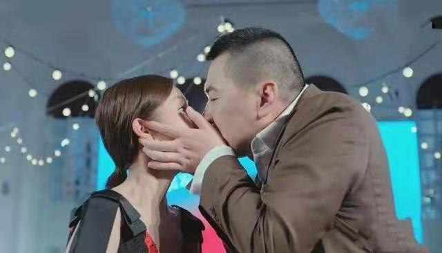 It is 90 flowers together, "Body is cold female advocate " Li Yitong, do not have Yang Zi after all the sort of " flourishing husband " constitution