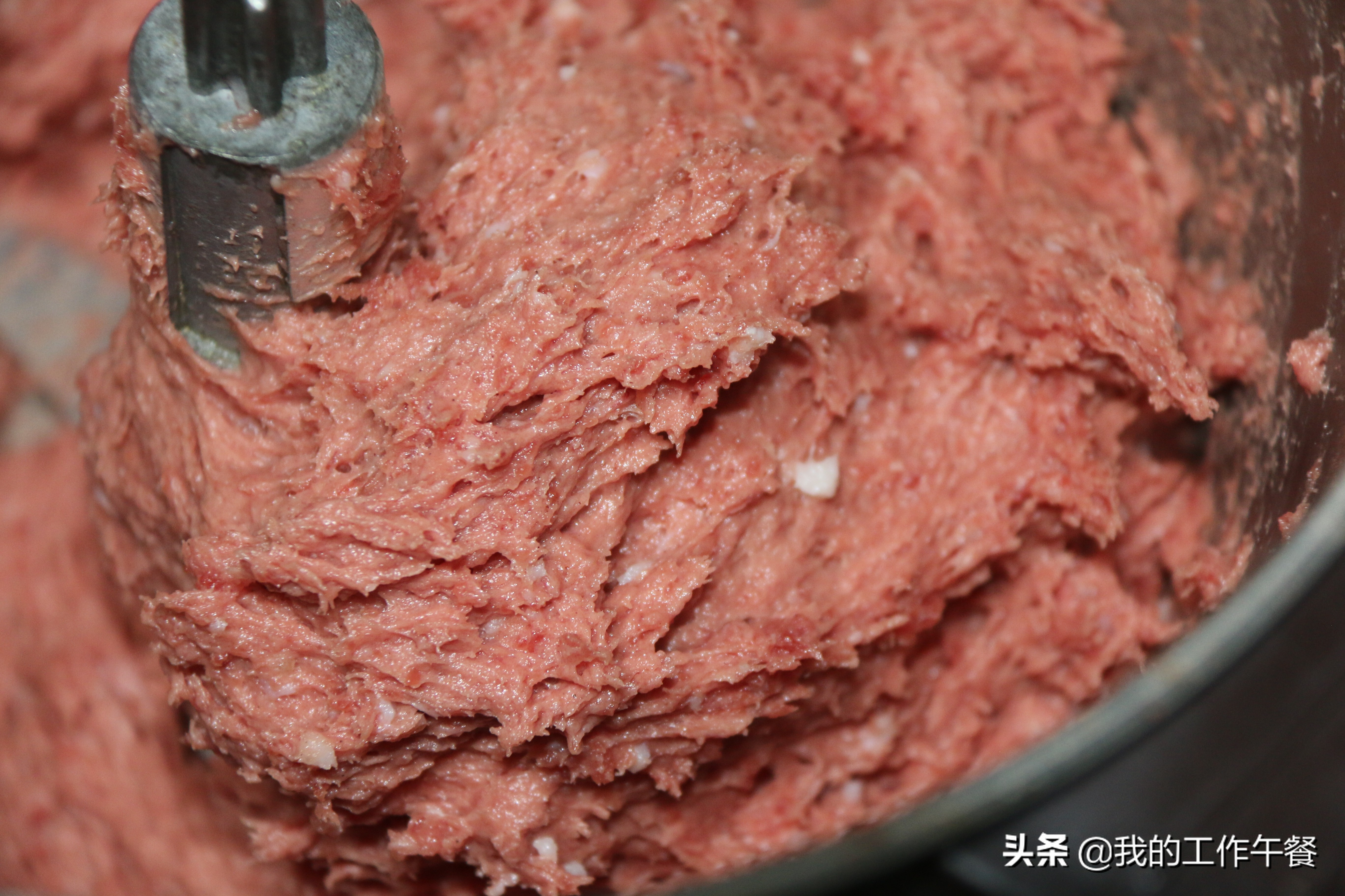 孩子大愛的脆皮腸，方法簡單易學，皮脆Q彈，比臘肉臘腸香