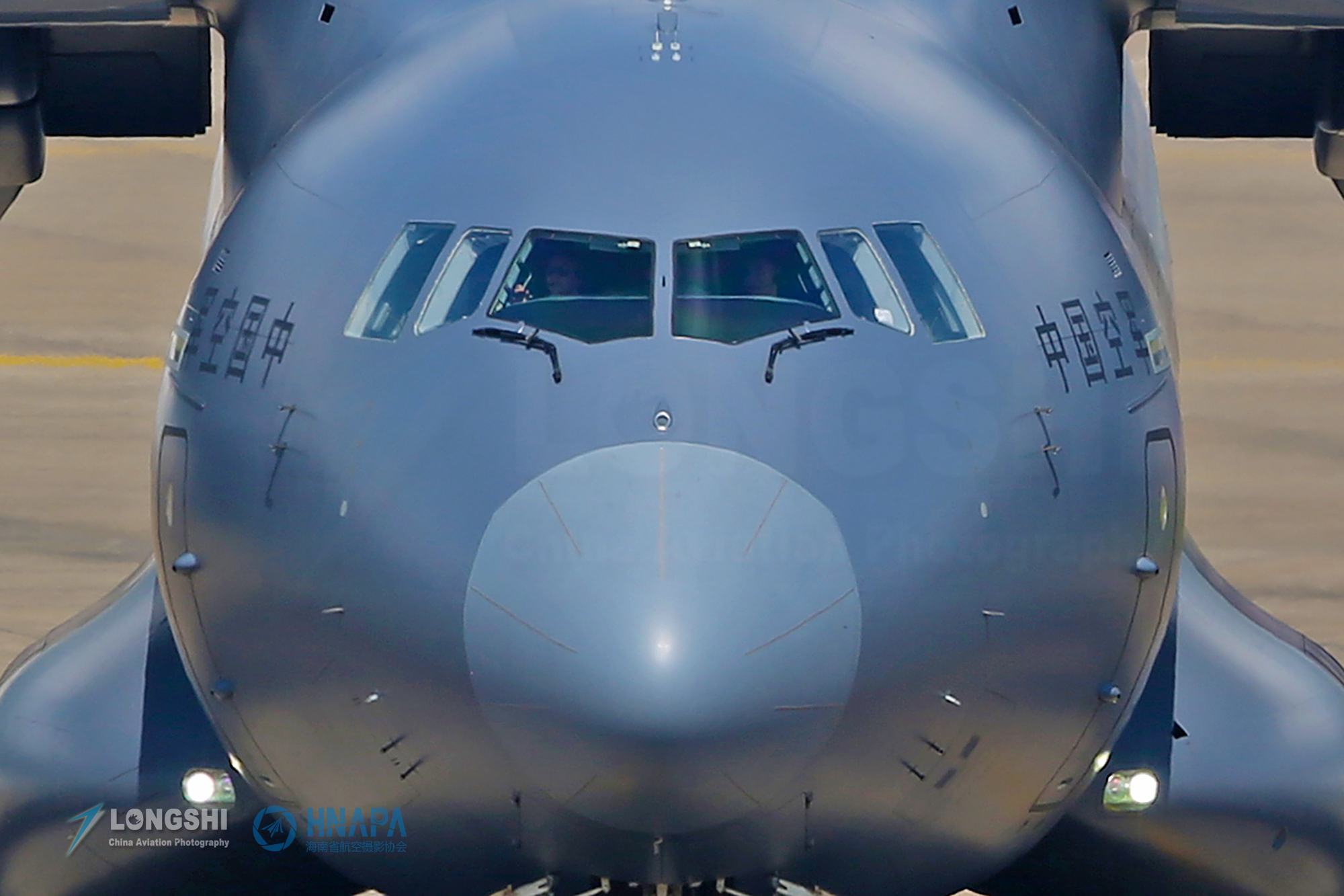 �ж����Ͼ��ݣ���ž���20��װ��Ͷ��ʵ��չʾ����������Ľ����˹