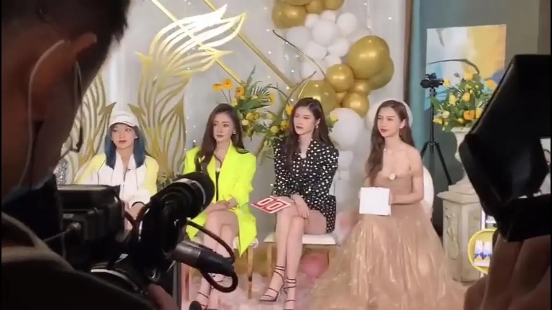 baby好怕被比下去，录节目非要穿高定仙女裙，和