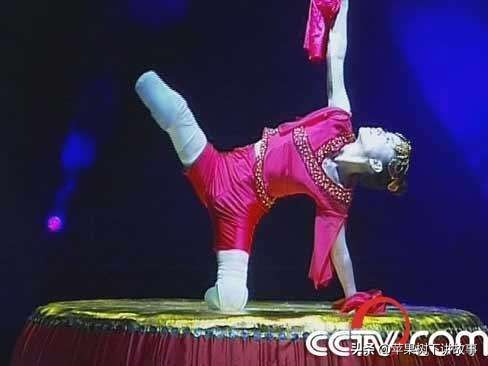 廖智：震后截肢成为舞后，励志形象12年，现却遭网友质疑人设