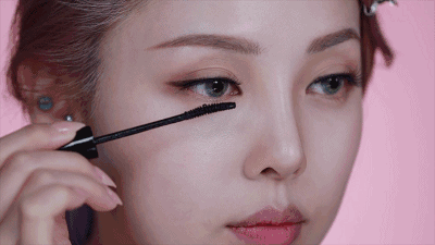 《流金岁月》热播：比起剧情，倪妮的朱锁锁职