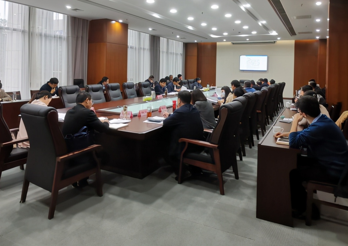 市工信局组织召开全市“亩产效益”改革工作座谈会