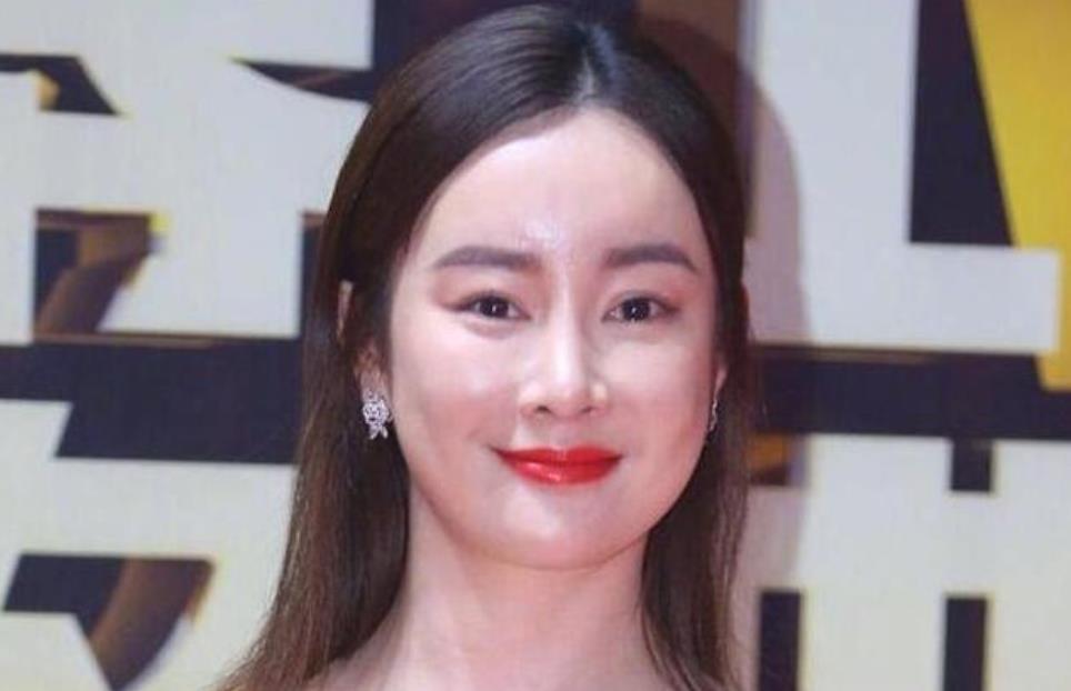 明星整容早已是公开的秘密，难就难在她们不懂“见好就收”