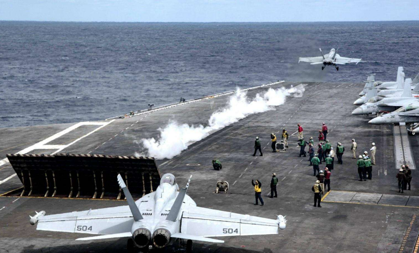 航母越大越好：辽宁舰和山东舰加一起，敌不过一艘尼米兹级