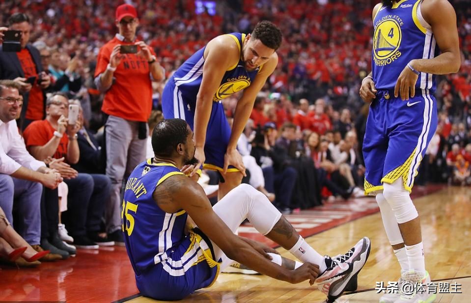 场均仅6分！韧带撕裂还敢索要天价合同，球迷：真把自己当KD了？