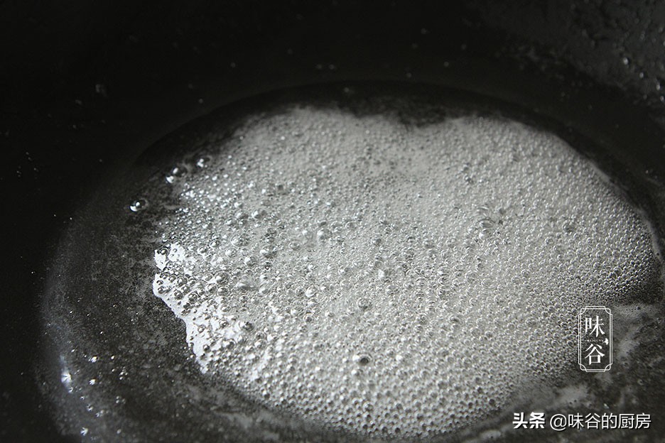 柚子皮是好寶貝，別再扔掉了，做成小零食清香甘甜，全家都愛吃