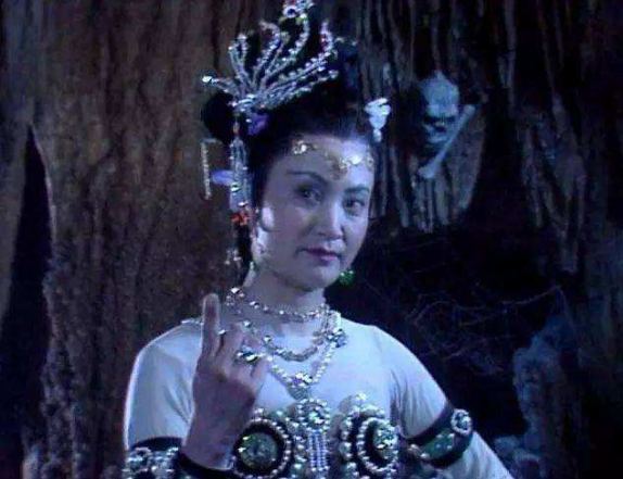 杨洁与杨春霞30年恩怨始末：杨洁食言，杨春霞终