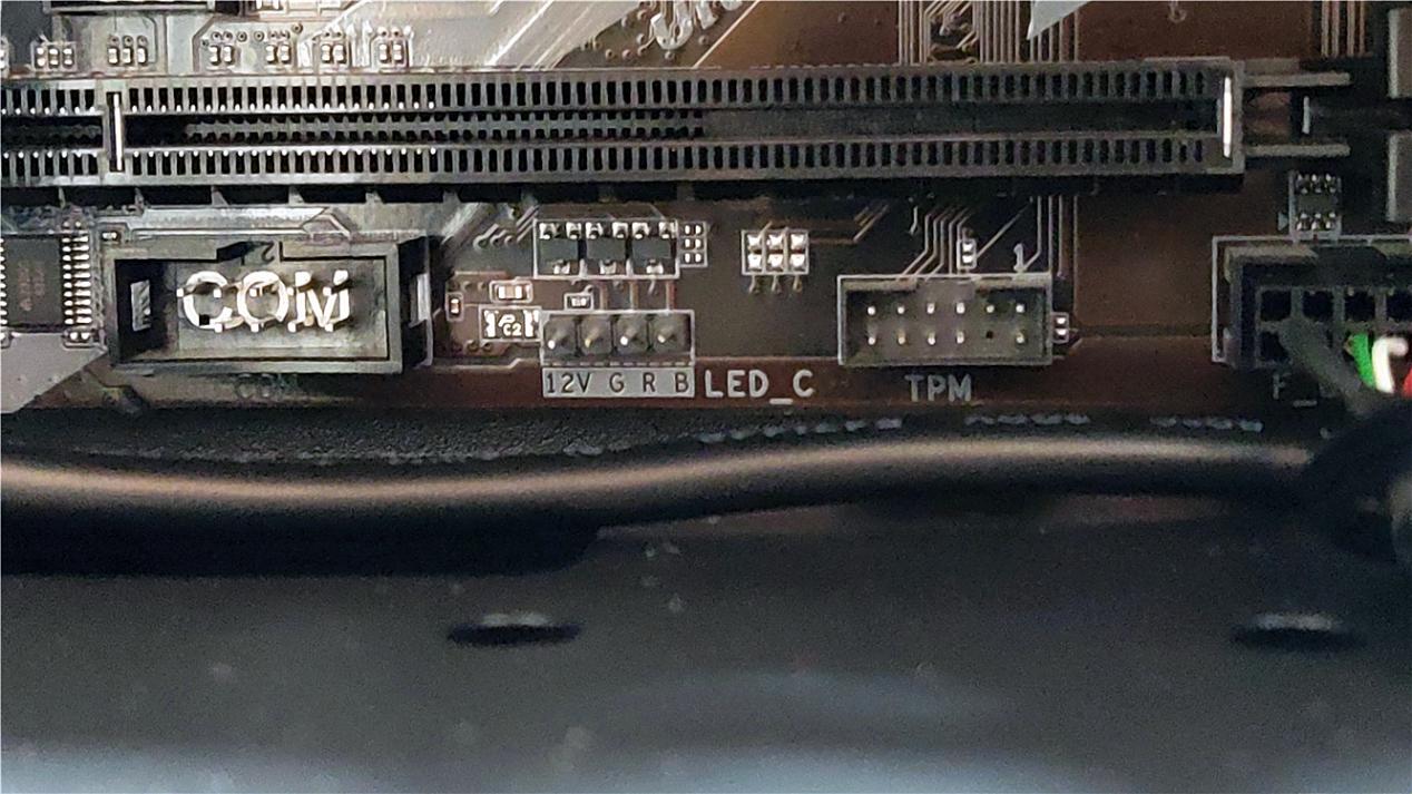 这是第一次也是最后一次，反正我以后再也不找“熟人”装机了