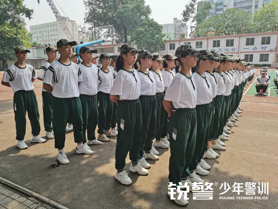 锐警少年警训：广园中学新生警训素质拓展精彩花絮