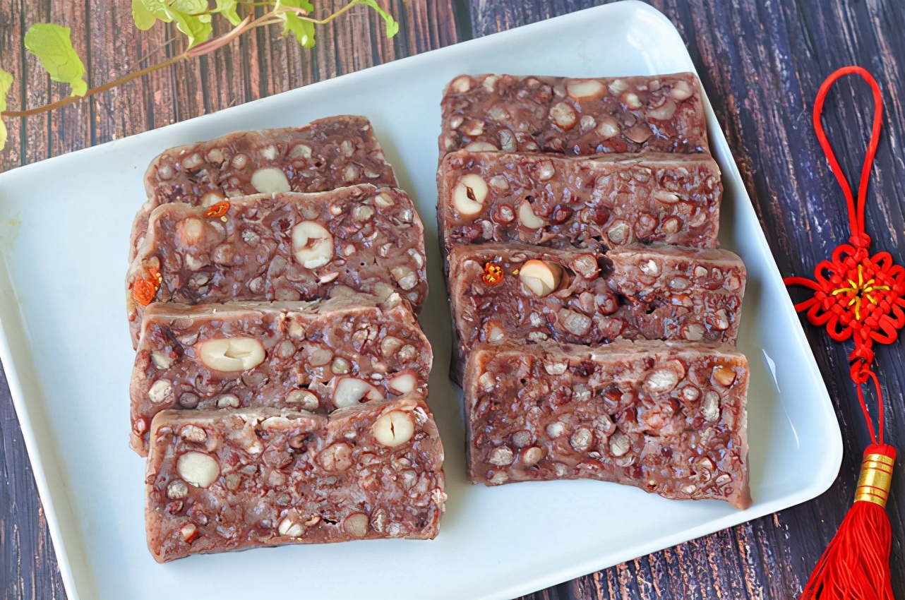 紅豆最過癮的吃法，不做丸子、不捏飯糰，軟嫩咸鮮，比糍粑香