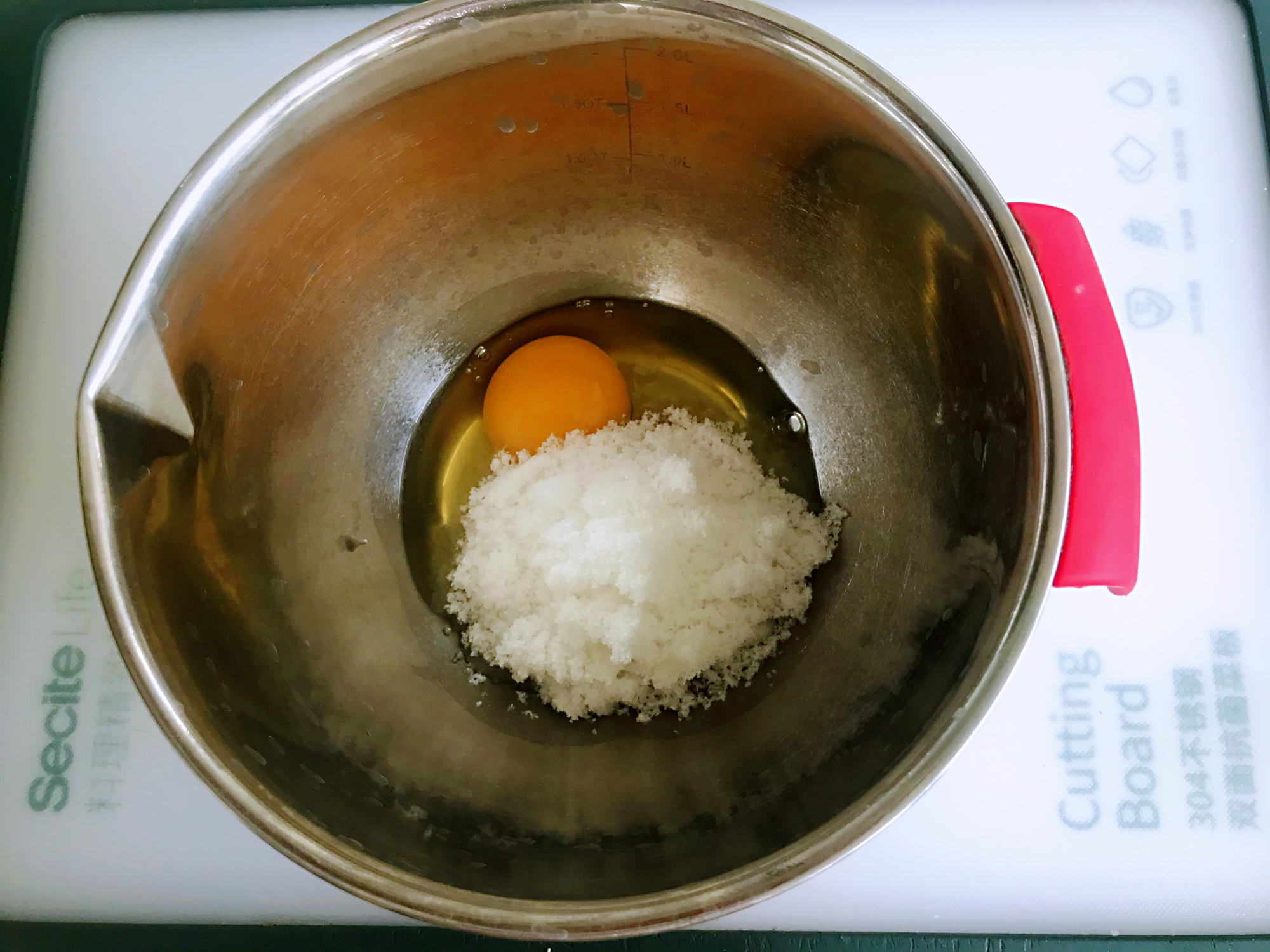 女人要多吃它，鬆軟香甜又養顏，不用揉麵，個個開花，比蛋糕好吃