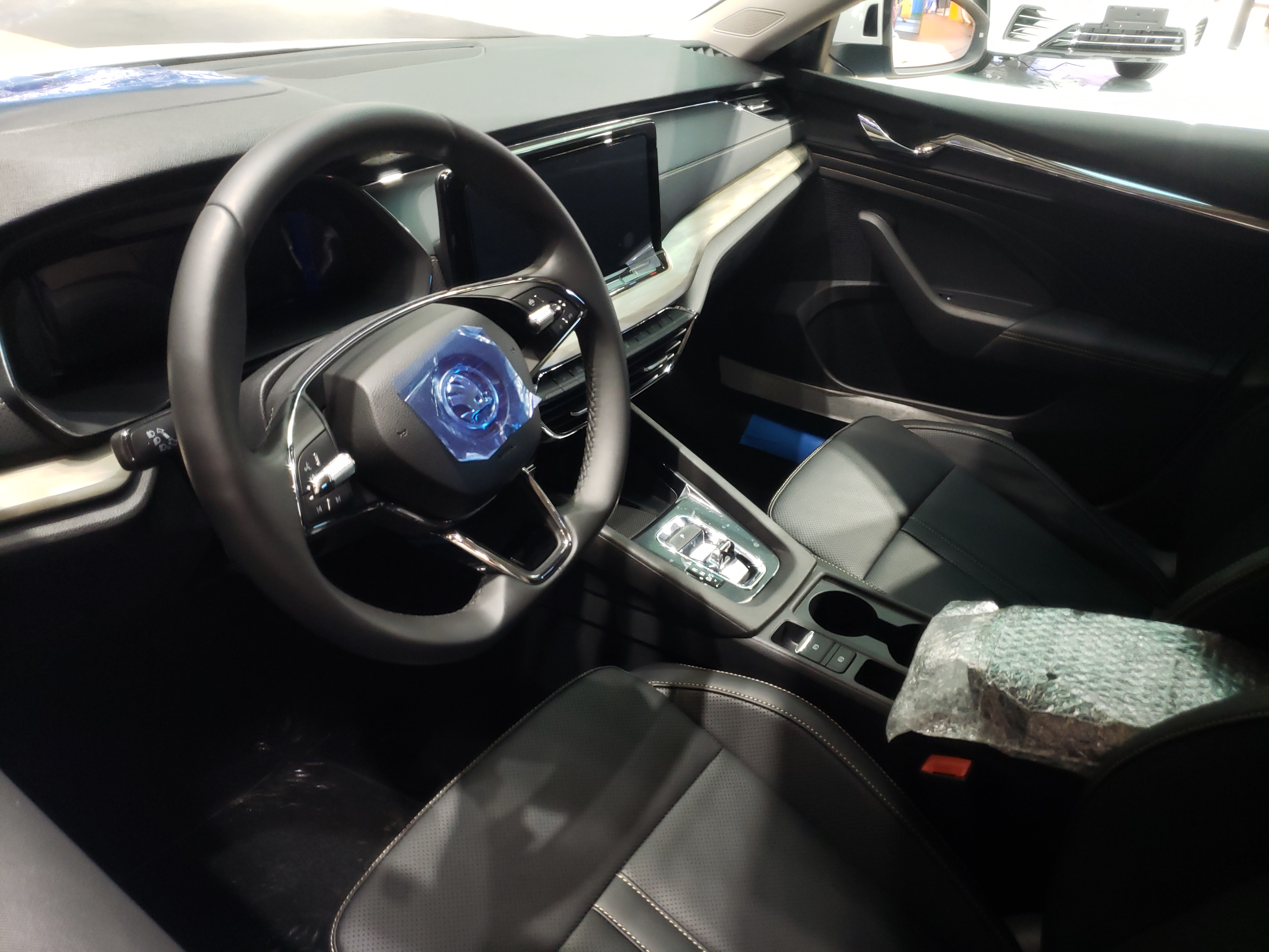 斯柯达明锐pro或预售13.89万起,说贵的先看看配置_太平洋号