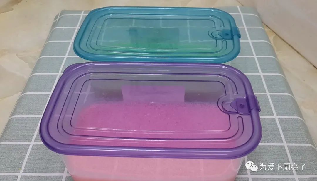 夏日自制冰淇淋做法，冰箱一放，简单好吃无添加，孩子天天嚷着吃