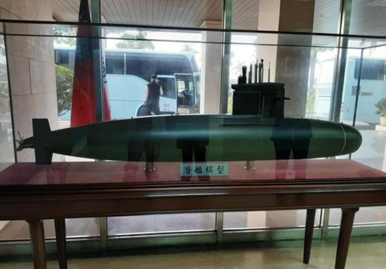 暫停一天后，解放軍軍機再次出動，飛往台灣�西南空域�，寸步不讓