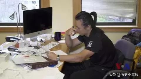 他是物理神童，曾誓言报国，哈佛毕业后成为美