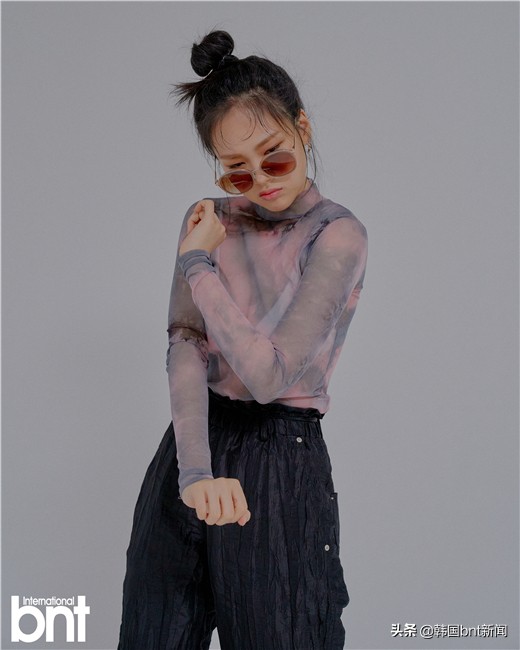「bnt PHOTO」歌手BIBI拍摄bnt写真 谈参与TWICE主打歌作曲时心境