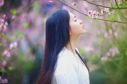 看淡一切无所谓的说说，句句经典，让人瞬间醒悟图片