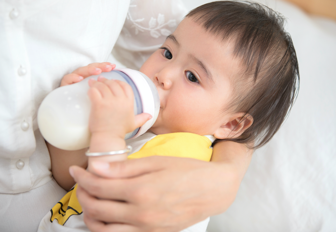 飞鹤龙头难坐：千亿市值超蒙牛，盈利点单一如