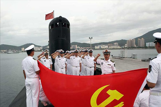 ӡ��Ǳͧ��û�Ҿ�,�й�����Ǳͧ��μ�����׹180��,����ͬ������