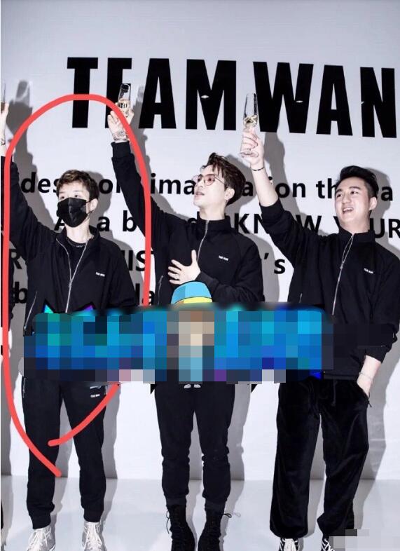 象被|姜贞羽绯闻对象被曝是王嘉尔女经纪人 这个信息量有点大啊！