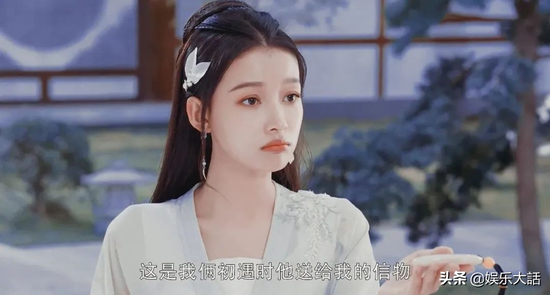 人均一字眉加披發(fā)的影視圈，或許?早就忘記了美人在骨不?在皮吧
