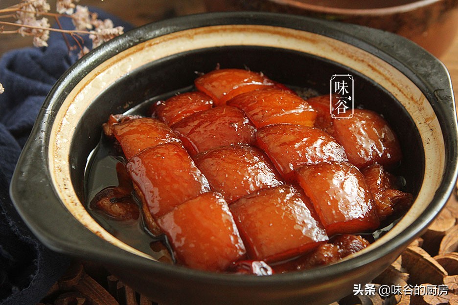 家传20年的红烧肉做法，不放水不加盐，不用炒糖色，简单更好吃