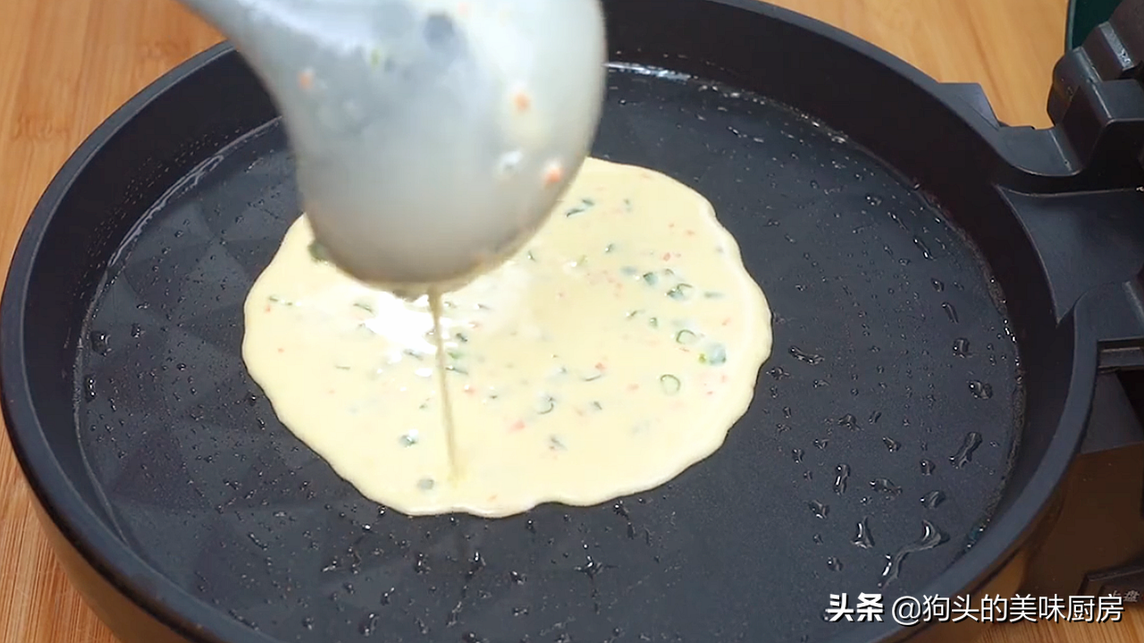 這樣給孩子做早餐，不加一滴水，手不沾面就能做，柔軟又筋道