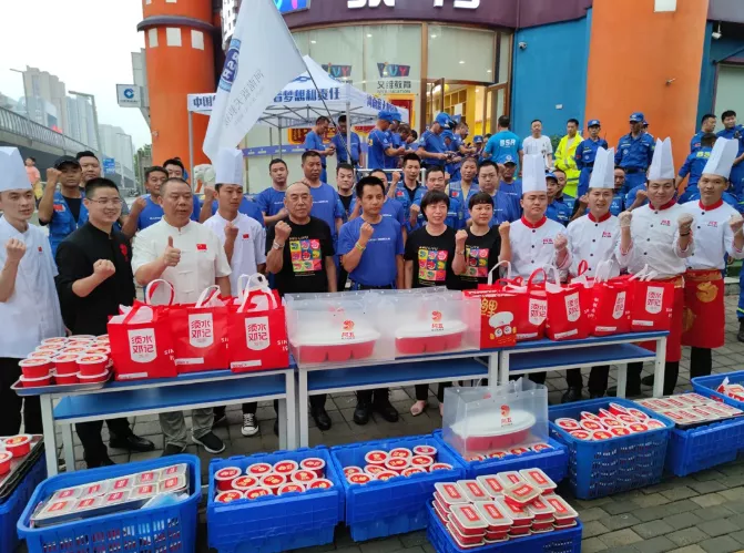 共克时艰！抗汛救援河南餐饮人汇聚磅礴力量