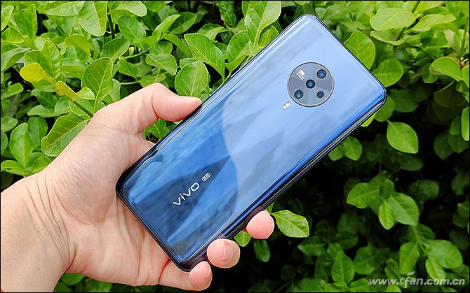 vivo S6评测：更实惠的潮美5G手机怎么样？