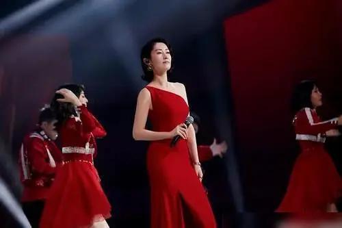 《乘风破浪的姐姐》能否成为下一个现象级综艺