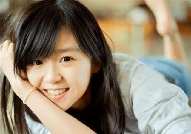 “网红出身”的4个女明星，前三位已成功出圈，唯独她戏红人不红