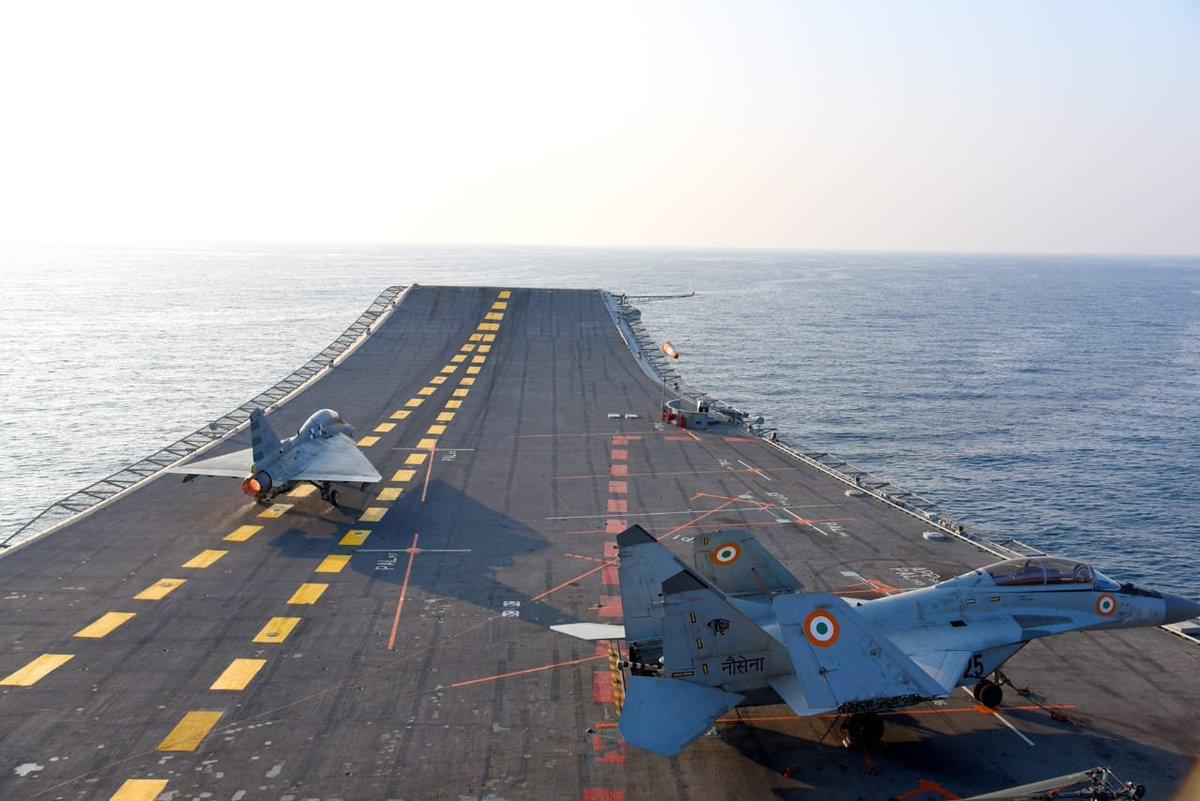 印度吹嘘国产光辉战机实现航母起降，专家：最关键技术却没摸到边