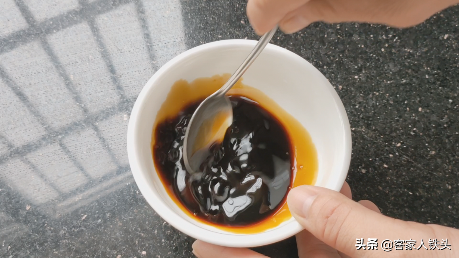 天冷了，這鍋懶人飯我家一個月吃3次，營養又好吃，孩子連吃2碗