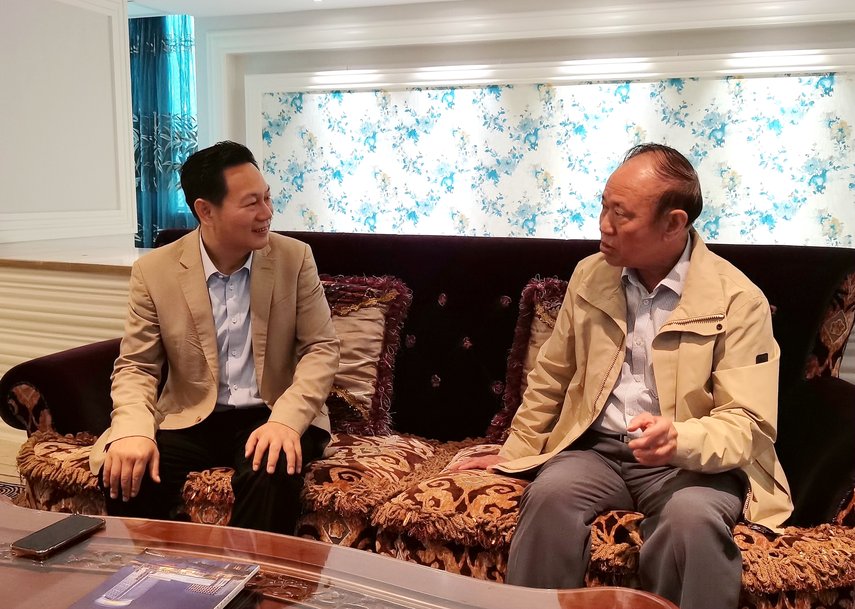 常州市华森公司董事长胡仁民一行来晋江满胡文化发展总会参观考察